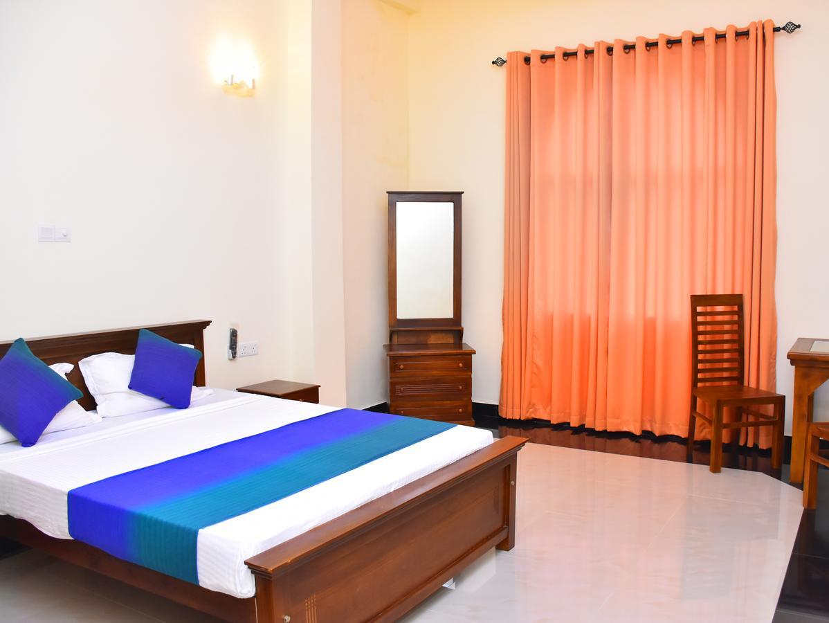 Capitalcity Hotel Badulla Bagian luar foto