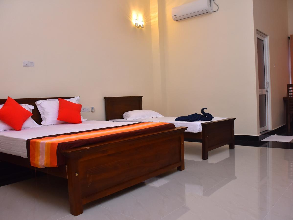 Capitalcity Hotel Badulla Bagian luar foto