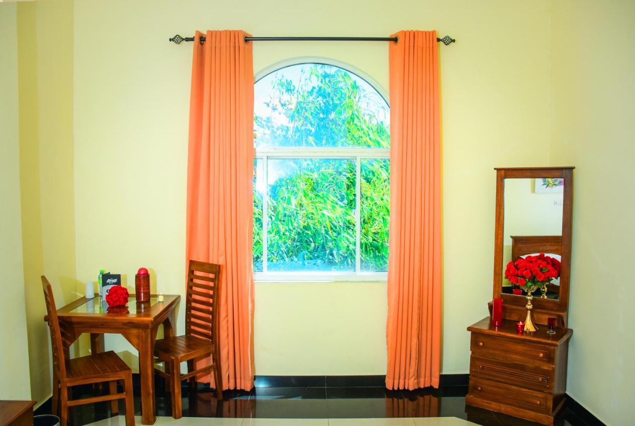 Capitalcity Hotel Badulla Bagian luar foto